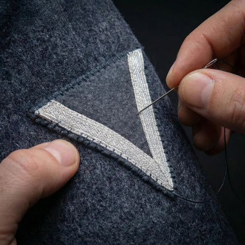 Sewing of Collar tabs / sleeve insignia